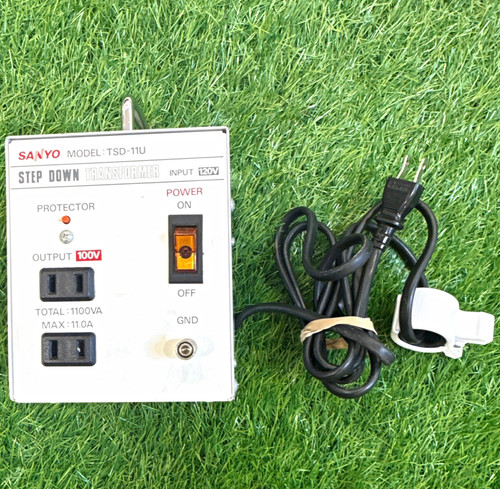 SANYO TSD-11U Step-Down Transformer 120V to 100V 1100VA 2 Outlets
