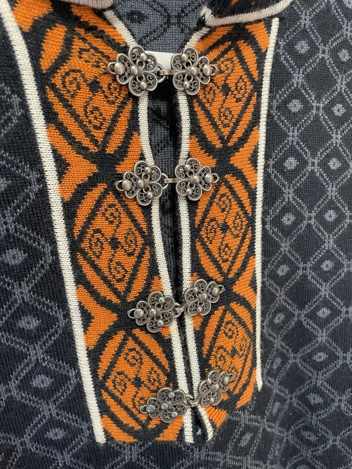 Suéter para mujer Cabelas Nordic Fair Isle azul con cierres metálicos lana merino L Foto 2 de 4