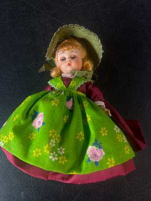 Madame Alexander Vintage Denmark Doll 8-inch Countries Around the World (HS 86)