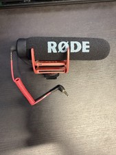 RØDE VideoMicro Compact On-Camera Microphone with Shock Mount & Cable