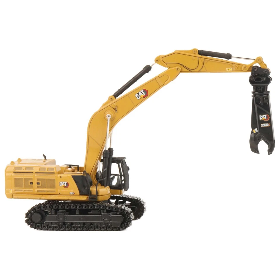 Diecast Masters 85778 Cat 395 NG Mass Excavator & Metal Tracks 1/87 Scale Model - Image 3 of 4