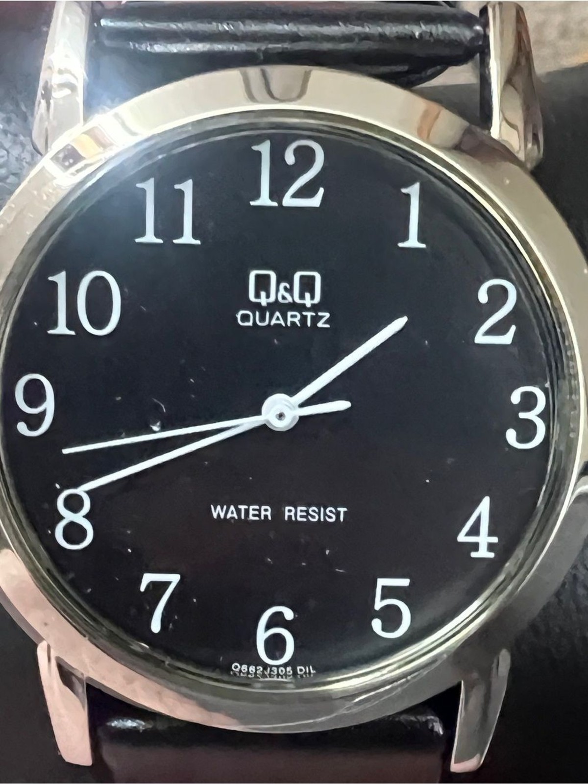 Наручные часы Quartz Men's Black Dial