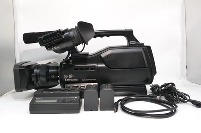 MINT  Sony HXR-MC2000J AVCHD Camcorder 7.1 MP 12x Optical Zoom tested JAPAN