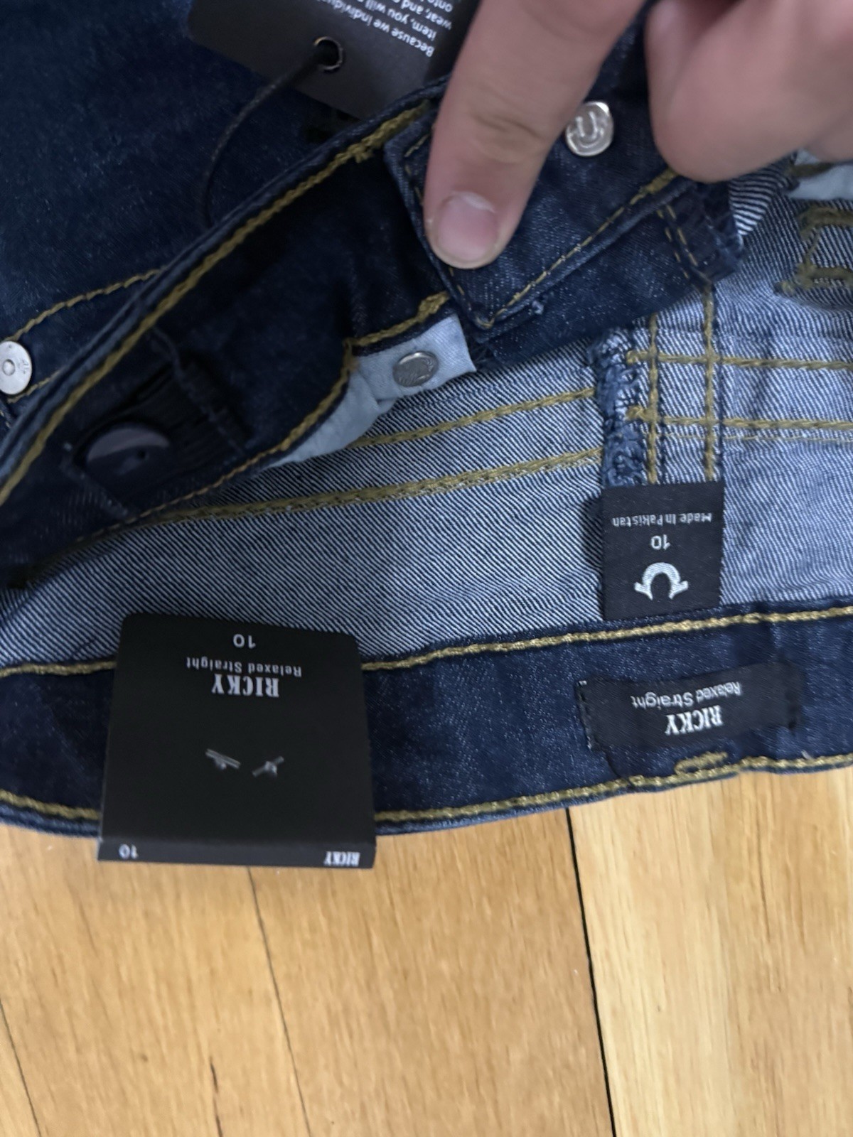 True Religion Ricky Relaxed Straight Women Jeans Size 10 thumbnail 3