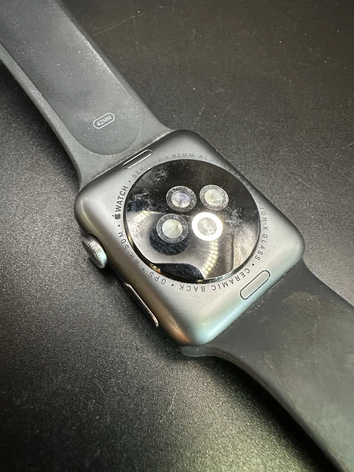 Used Apple Watch Series 2 Black Aluminum 42mm with Black Band Works Ready 2 Pair - Image 4 of 4