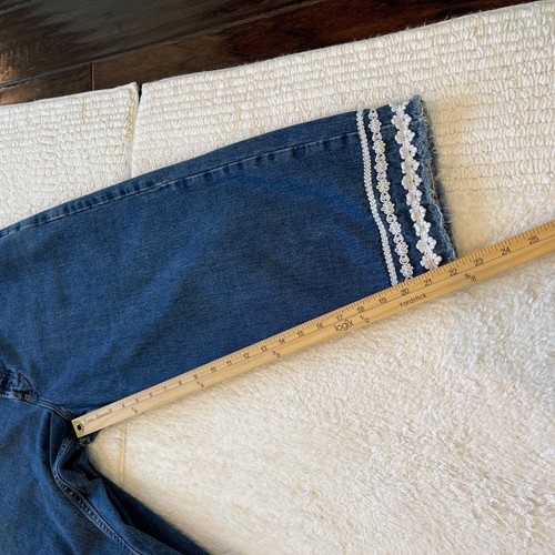 Eddie Bauer Denim Cropped Capri Jeans Women's 14 Button Fly Pants Cotton Blue - Picture 11 of 13