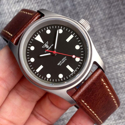 36mm Titanium Red Hand Sapphire Glass 20ATM Diver NH35A PT5000 Auto Mens Watch