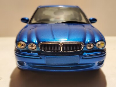 2001 Jaguar X Type Custom Paint Blue Maisto 1:18 Scale Diecast
