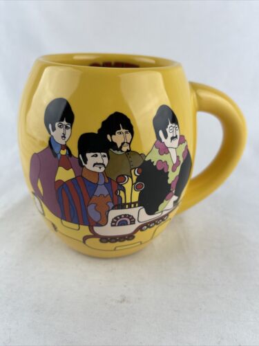 Tasse sous-marine jaune The Beatles 2016 tasse à café 18 oz John Paul Ringo George  - Photo 1/7