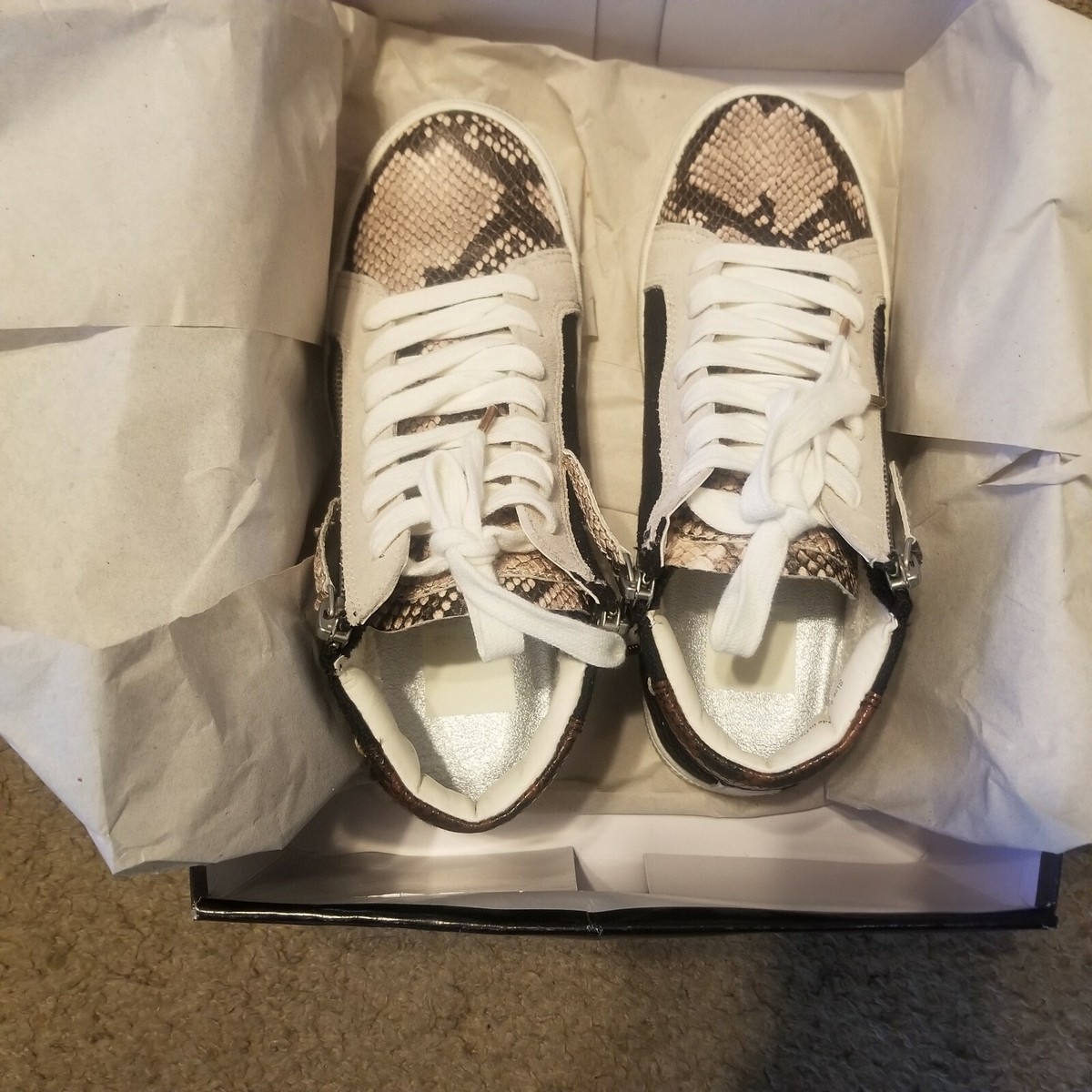 DOLCE VITA ZONYA LEATHER SNEAKER BLACK SNAKE LINEN SIZE