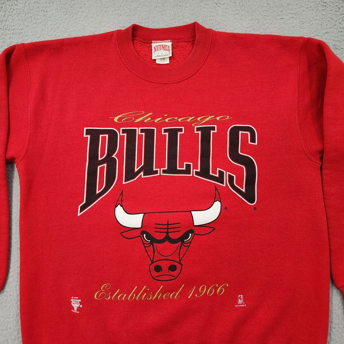 Vintage Nutmeg Chicago Bulls Sweatshirt Mens Large Crew Neck Vintage Nutmeg Chicago Bulls Sweatshirt Mens Large Crew Neck