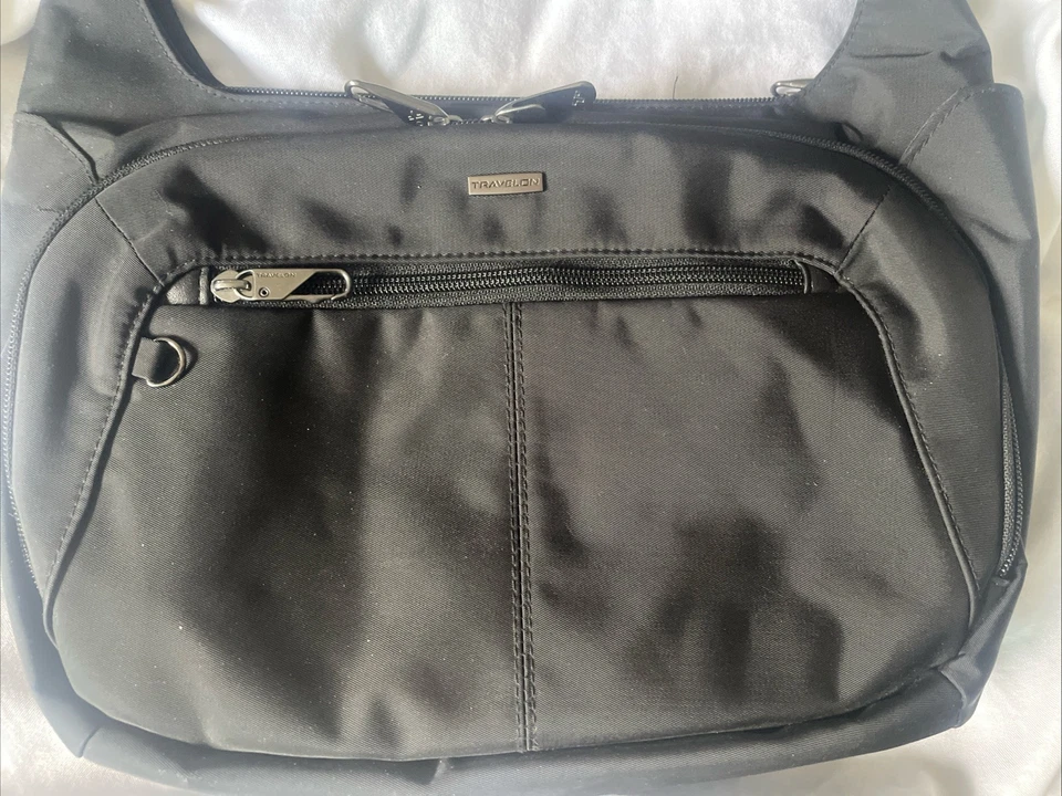 Черная противоугонная сумка Travelon с карманом для бутылки с водой (9,5 дюйма x 14 дюймов) - Изображение 2 из 4