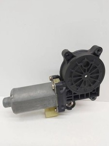 BMW 3 Touring E46 Fensterhebermotor vorne links 119142 676283620630 34321784