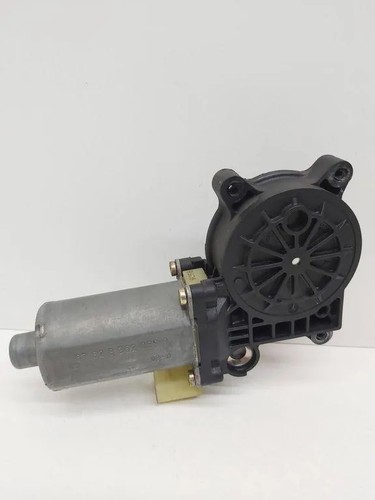 BMW 3 Touring E46 Fensterhebermotor vorne links 119142 676283620630 34321784