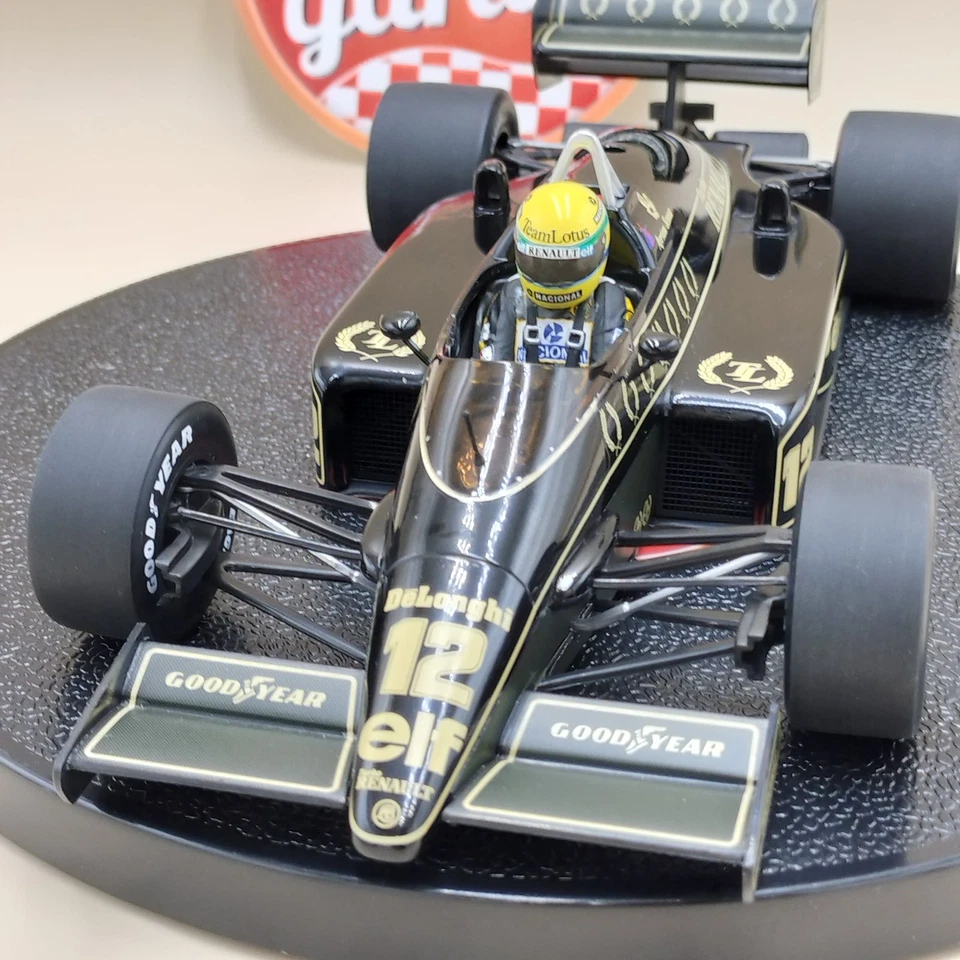 Minichamps 1/18 Lotus Renault 98T Ayrton Senna 1986 black 540861812 diecast - Image 3 of 4