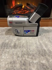 Samsung SCL810 Hi-8 Camcorder W/ Battery  AC Adapter - Tested  Working 