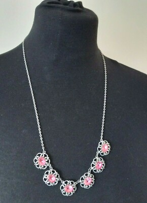 Halskette Kitsch rosa Strass lang Statement Studio silberfarben künstlerisch Retro