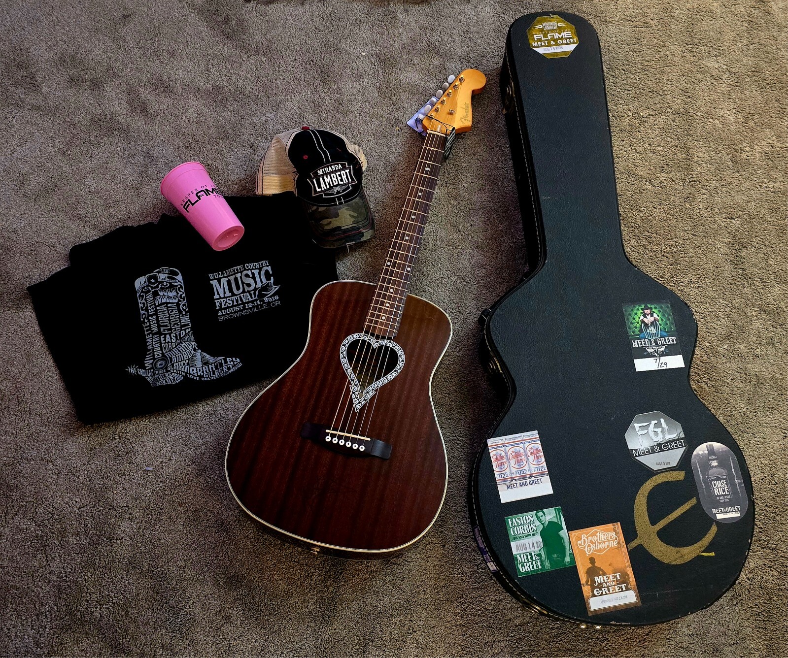 MIRANDA LAMBERT SIGNED AUTOGRAPH FENDER ACOUSTIC GUITAR KEEPER OF THE FLAME TOUR