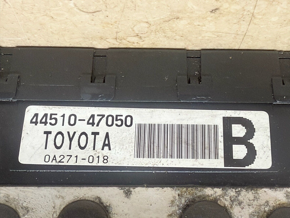 2004-2009 Toyota Prius Abs Anti-Lock Brake Pump Actuator Assembly