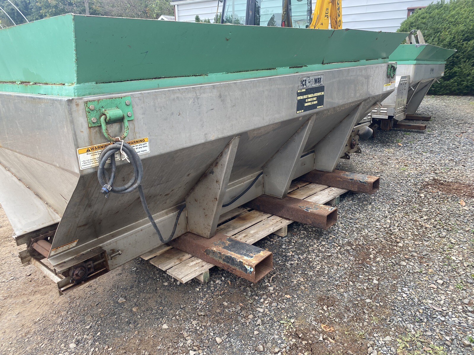 IceOWay salt and sand spreader 3 yard hopper with gas engine eBay