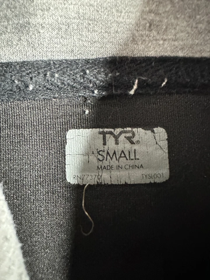 TYR Hoodie Mens Small Gray Black Trim Technical Full Zip Drawstring Casual - Image 4 of 4