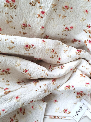 FEMME FACON WOHN-DECKE BLUMEN creme Plaid Quilt 130x160 Bio Baumwolle Muttertag