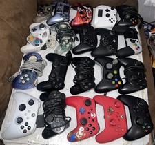 Lot of 20 Controllers Sony Microsoft OEM & Af...