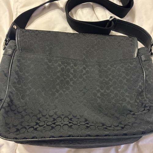 Authentic Coach Messenger Bag Signature Black Silver Hardware F70283 - Picture 13 of 18