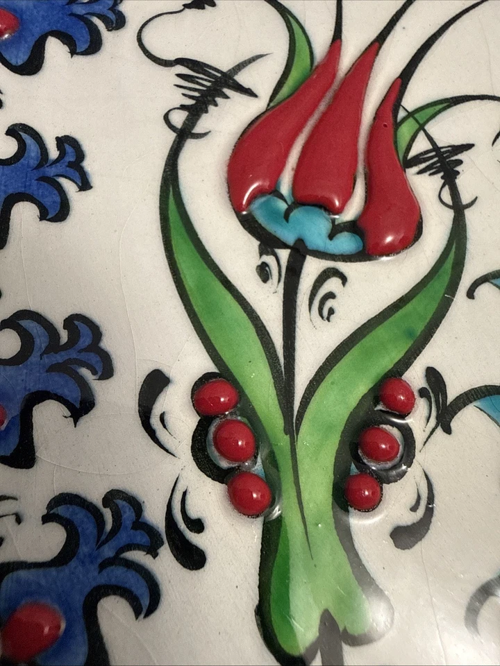 "Plato de cerámica de azulejo turco Iznik siglo XVI hecho a mano jardín de tulipán azul blanco 8""" Foto 4 de 4