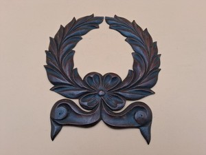 Vtg. Wood Wooden Wreath Peacock Flower Accent Furniture Decor
