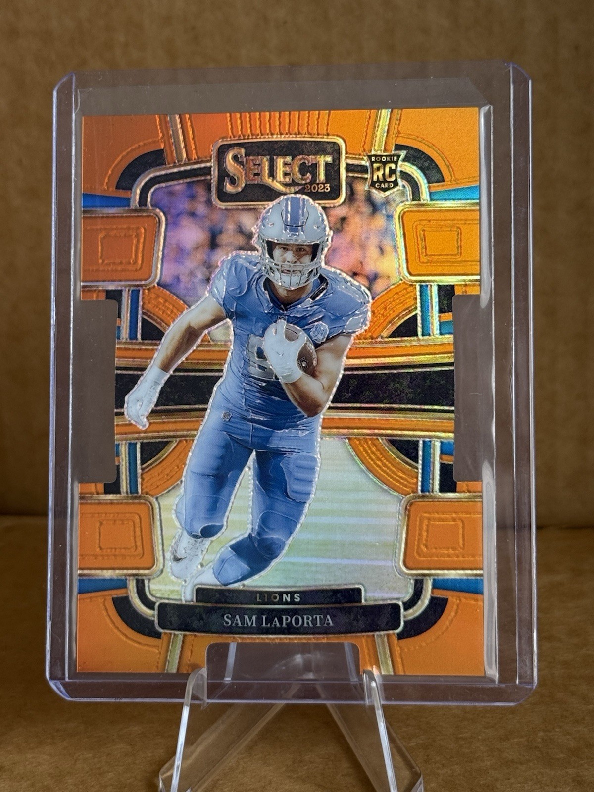 2023 Panini Select - Concourse Sam LaPorta #35 Orange Prizm Die-Cut /499 (RC)