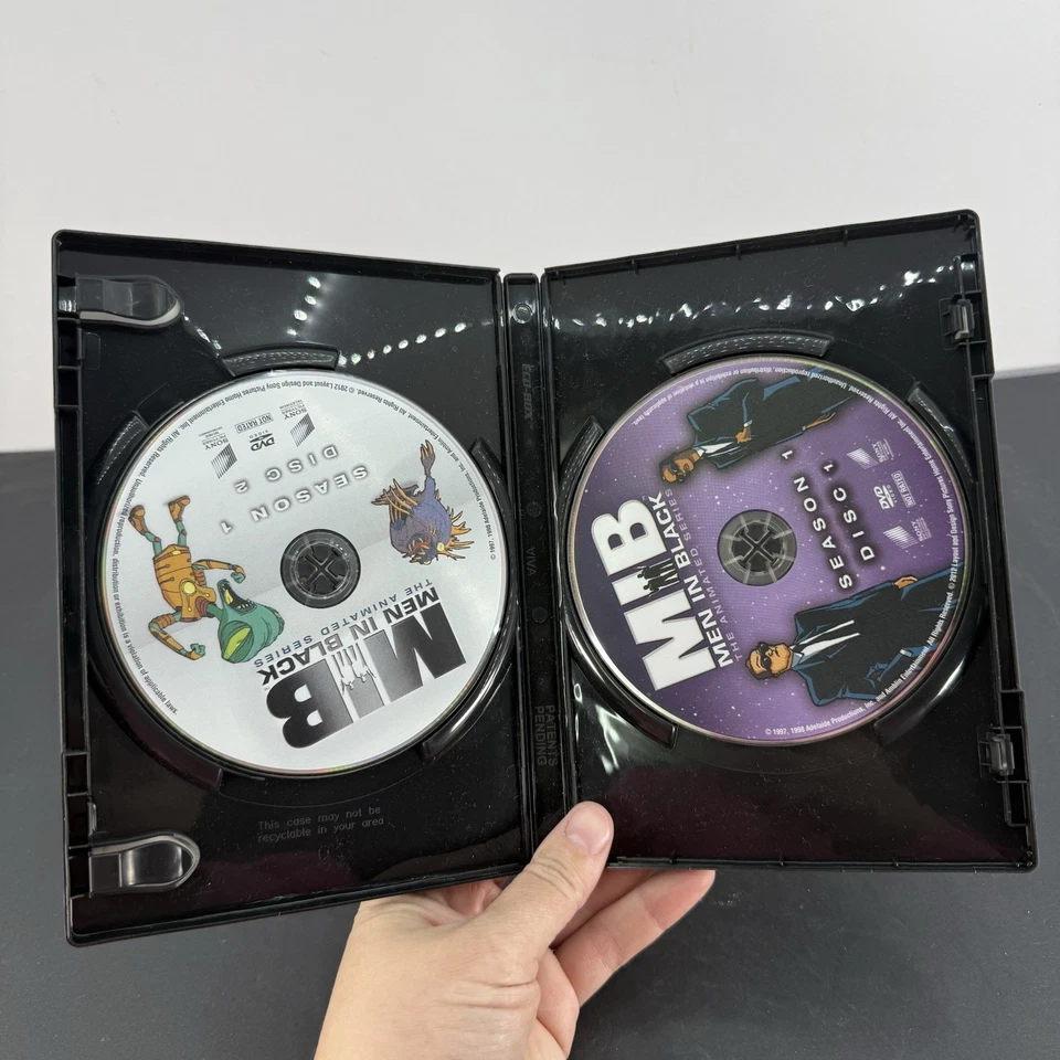 Men In Black: The Animated Series - Season 1 (DVD, 2-Disc Set) RARE OOP Region 1 - Image 4 of 4