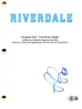 Luke Perry Signed Riverdale Pilot Script Authentic Autograph Beckett