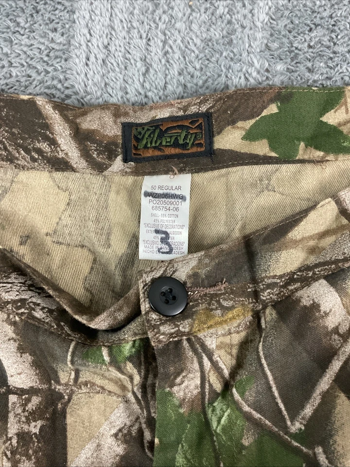 Liberty Pants/Shorts Mens 50 Camouflage Six Pocket Realtree Hardwoods HD Camo ￼ - Image 3 of 4