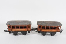 Q14G65- 2x Märklin Modelleisenbahn Personen Wagen Spur 0 Metall
