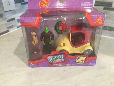 UNIVERSAL STUDIOS/PLAYMATES VINTAGE 2000 PLAYSET ''HOW THE GRINCH STOLE CHRISTMAS