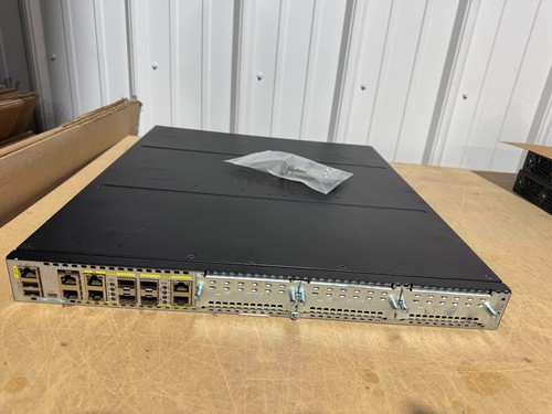 Cisco ISR4431/K9 Integrated Services Router Dual PSU w/ Rack Ears - Picture 2 of 2
