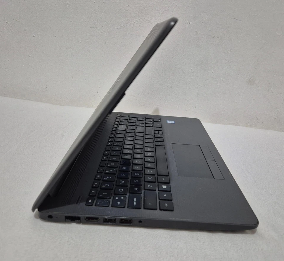 Fast WINDOWS 11 HP Laptop 250 G7 Core i5-8TH GEN 8GB RAM 256GB NVMe SSD Wifi - Image 3 of 4
