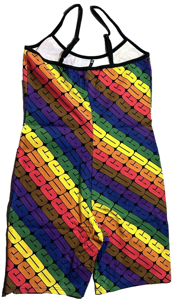 BODY UGG ORGULLO ADKIN DE UNA PIEZA LOGOTIPO ARCO IRIS ALGODÓN ORGÁNICO TALLA MEDIANA Foto 2 de 4