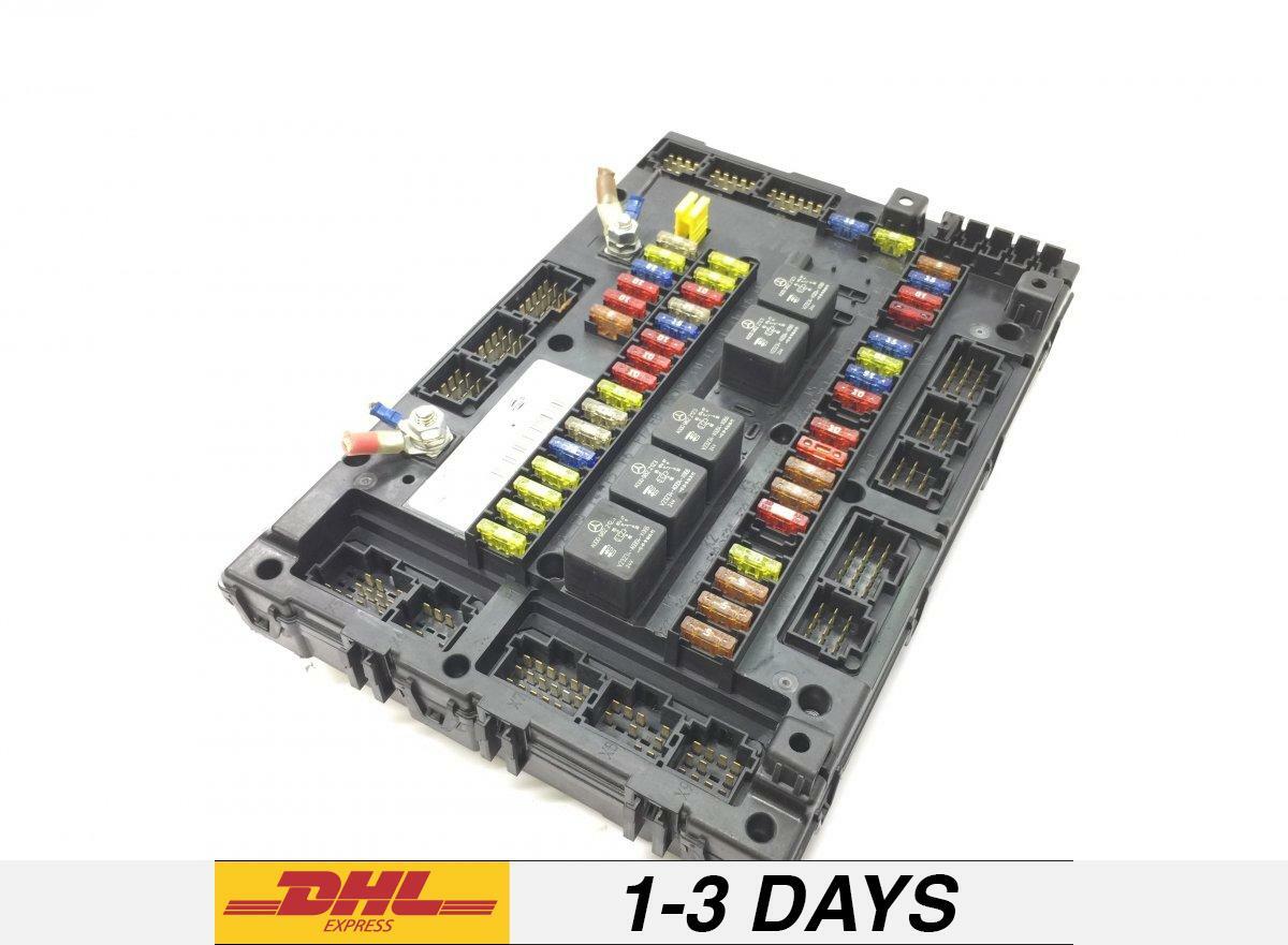 A0014461358 A0004468958 Fuse Box From MERCEDES-BENZ Actros A0014461358 A0004468958 Fuse Box From MERCEDES-BENZ Actros