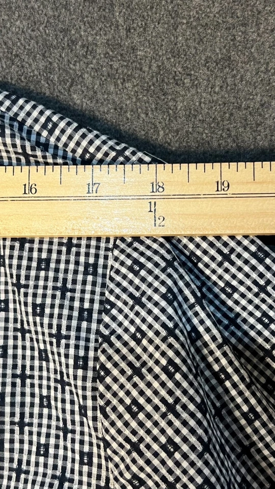 CAMISA MUJER MANGA LARGA ESTAMPADO GEOMÉTRICO BLANCO Y NEGRO VAN HEUSEN TALLA XL Foto 4 de 4