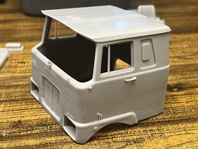 1/25 F 700 Cab over Mack Kit 3D Printed