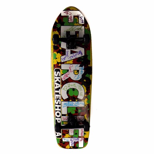 FearCliff Skate-shop Skateboard Virginia Tablero Completo (Firmado Autografiado)   - Imagen 1 de 11