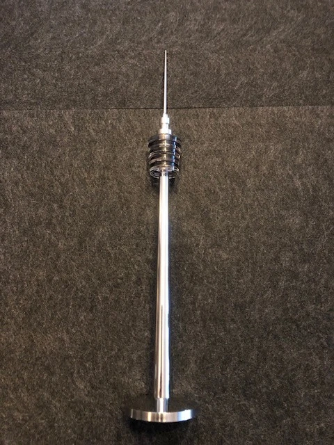 Fernsehturm Stuttgart tolles Design Modell aus Stahl u. Acryl ca. 31 cm x 5,5 cm - Bild 2 von 4