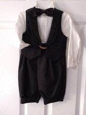 NEW INFANT Boys 4 pcs Tuxedo Romper Set Sz M 6-12 Months Black