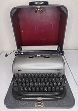 1949 Remington Rand Miracle Tab Typewriter serial # AT1943870 w/Hard Case *READ thumbnail