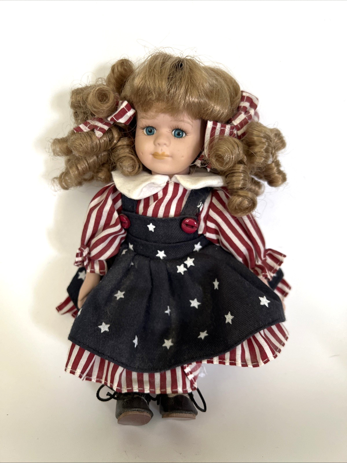 Barbara Lee Dolls Of World 2001 Petite Doll  4th of July Patriotic Dress