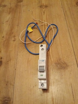 Hager ADB132 32 Amp 30mA Typ B AC Typ RCBO - 1 Modul getestet SCHNELLER VERSAND 