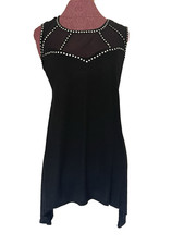 La Roya Woman Black Sleeveless Tunic Top Studded Mesh Yoke Asymmetrical Hem 2X