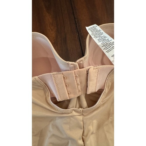 Assets by Spanx Strapless Cupped Shaping Bodysuit Neutral Size S, NWT, NEW - Picture 7 of 15